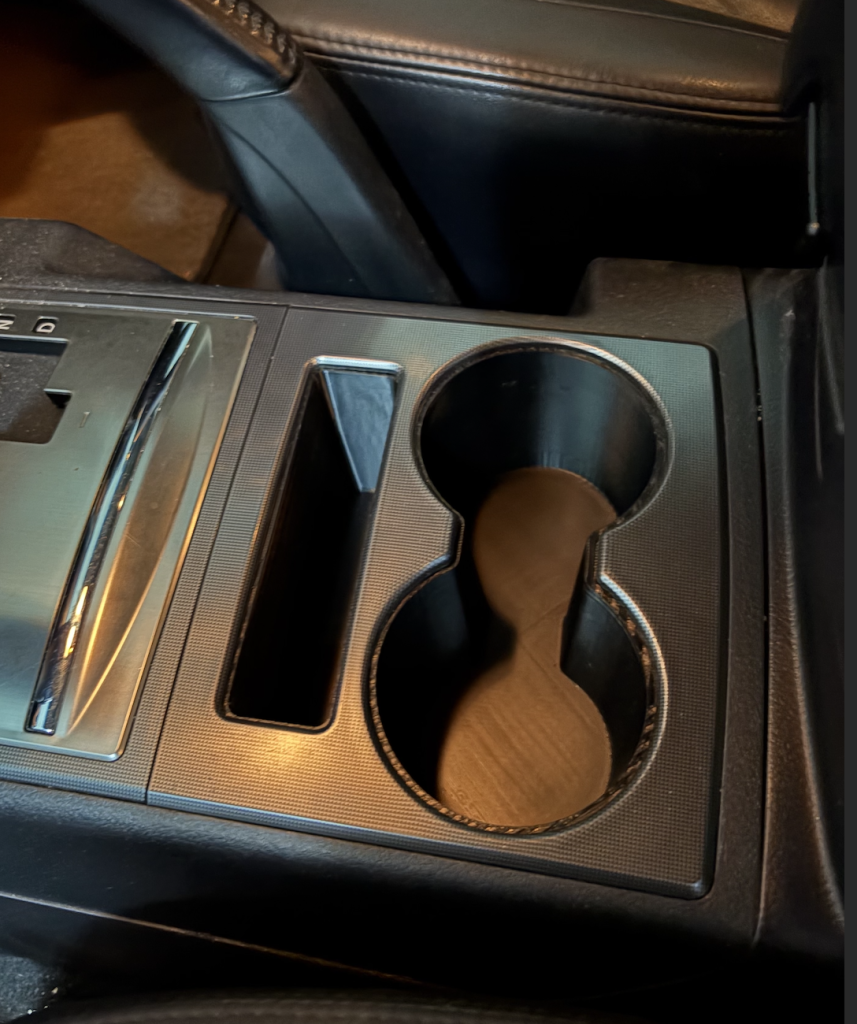 Pajero Gen4 Cup Holder With Deep Tray