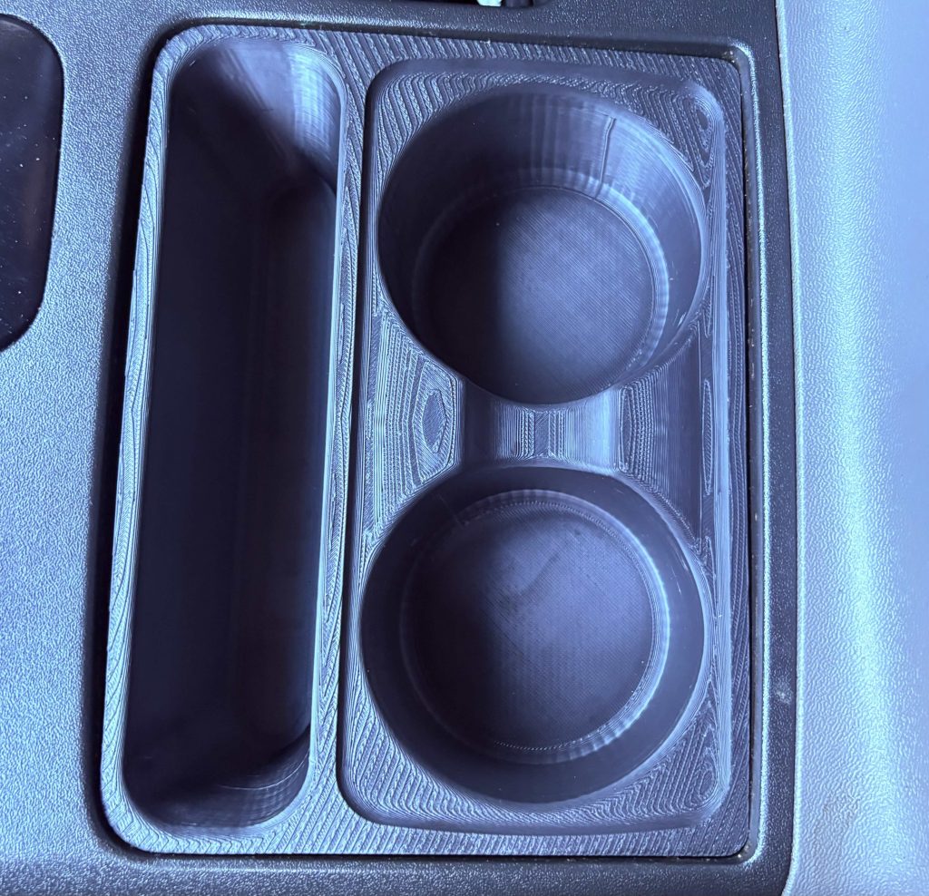 Pajero Gen3 Cup Holder With Deep Tray